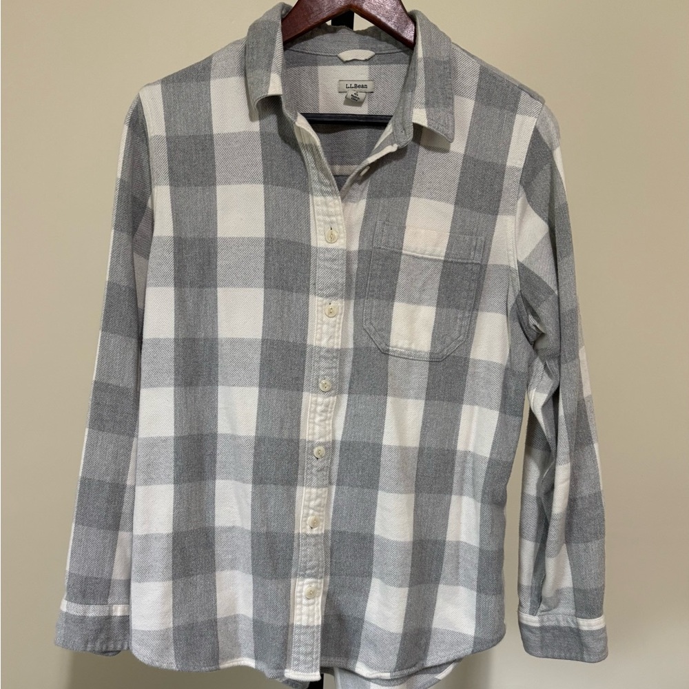 L.L. Bean Gray and White Buffalo Plaid Heavy Weight Flannel Shirt